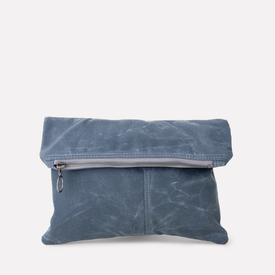 Envelope Clutch in SHARK