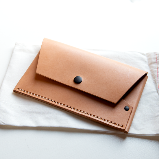 The Phone Wallet - Veg Tan leather